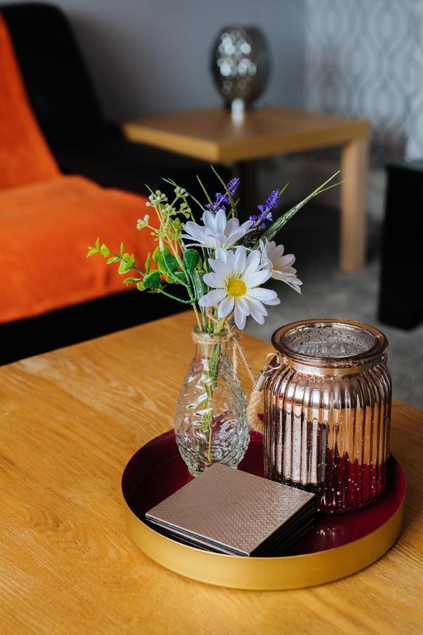 York House - Short Stay Leeds 리즈 외부 사진