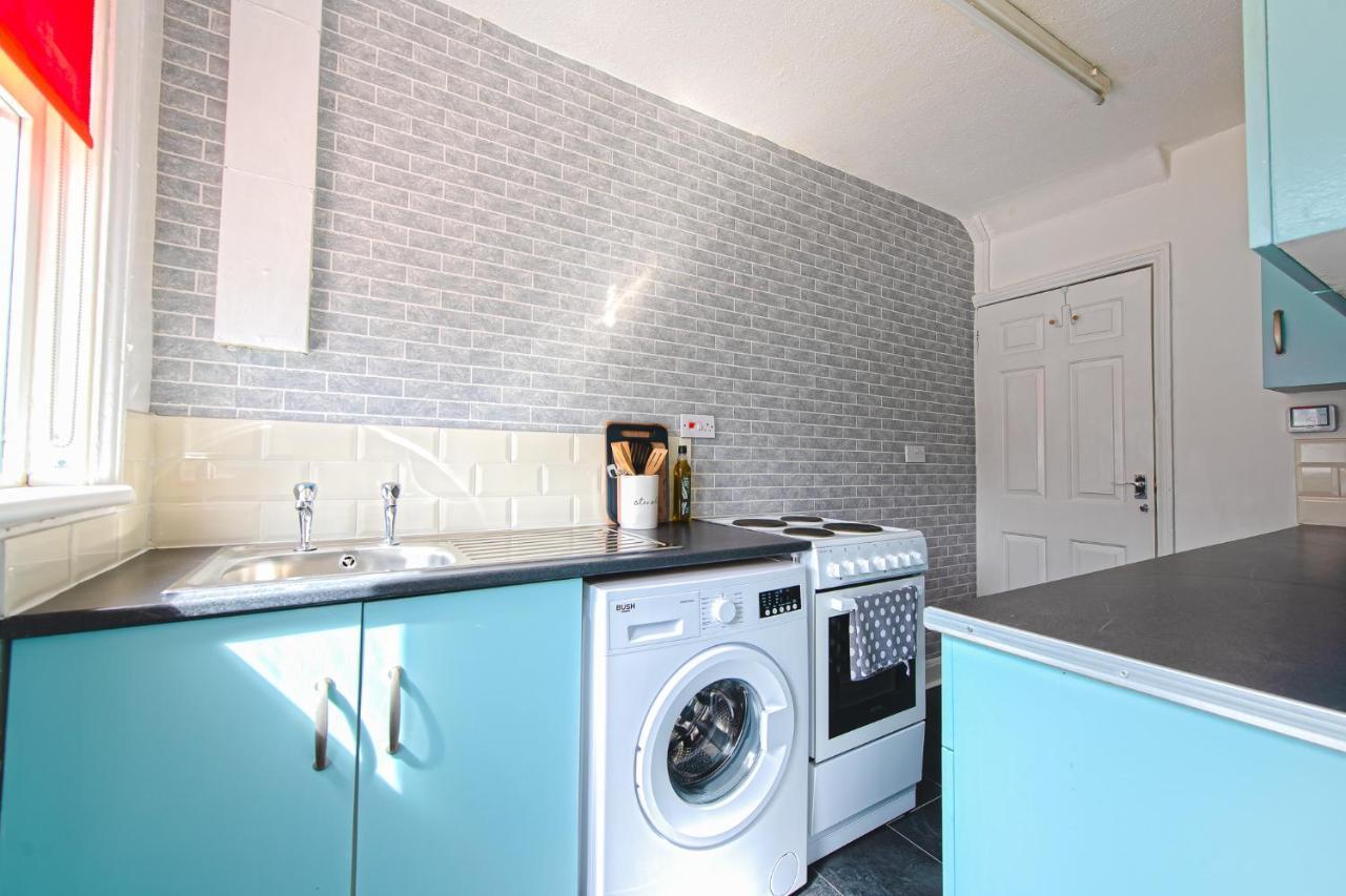 York House - Short Stay Leeds 리즈 외부 사진